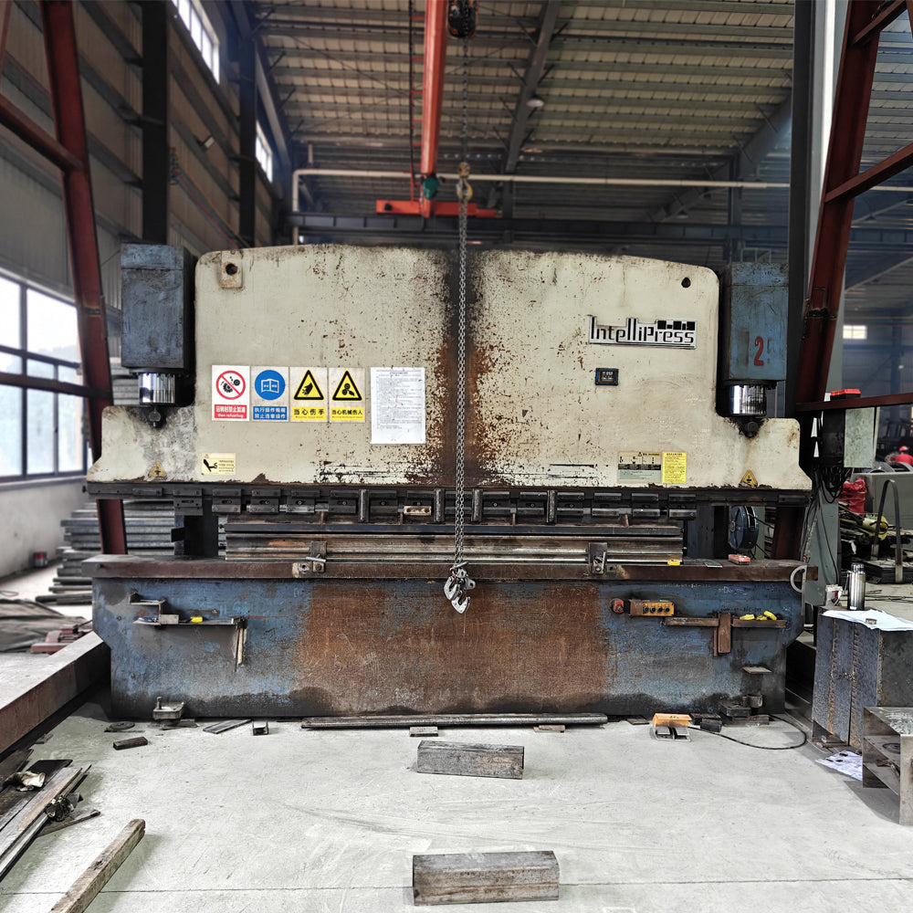 CNC Bending Machine