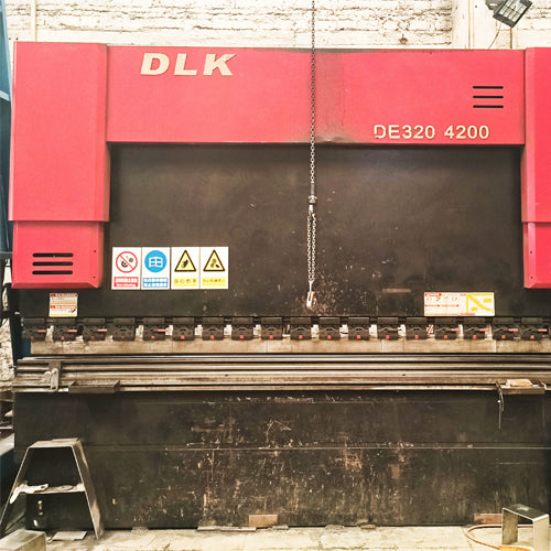 CNC Bending Machine