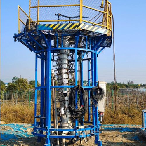 Integrated Construction Platform For Pier, Cap Beam And Tie Beam