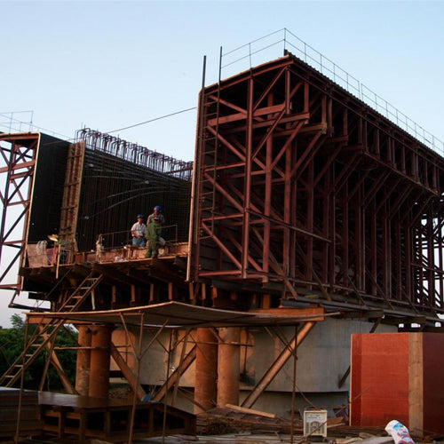 Balanced Cantilever Formwork And Travellers